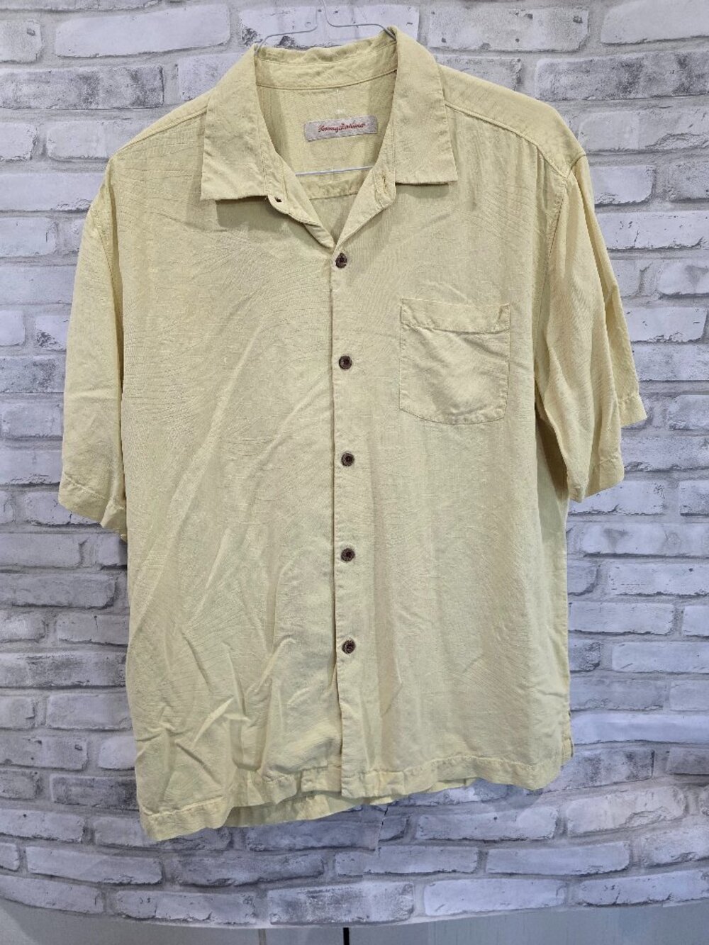 Tommy Bahama Men 100% Silk Short‎ Sleeve Button Down Yellow Canary L Shirt